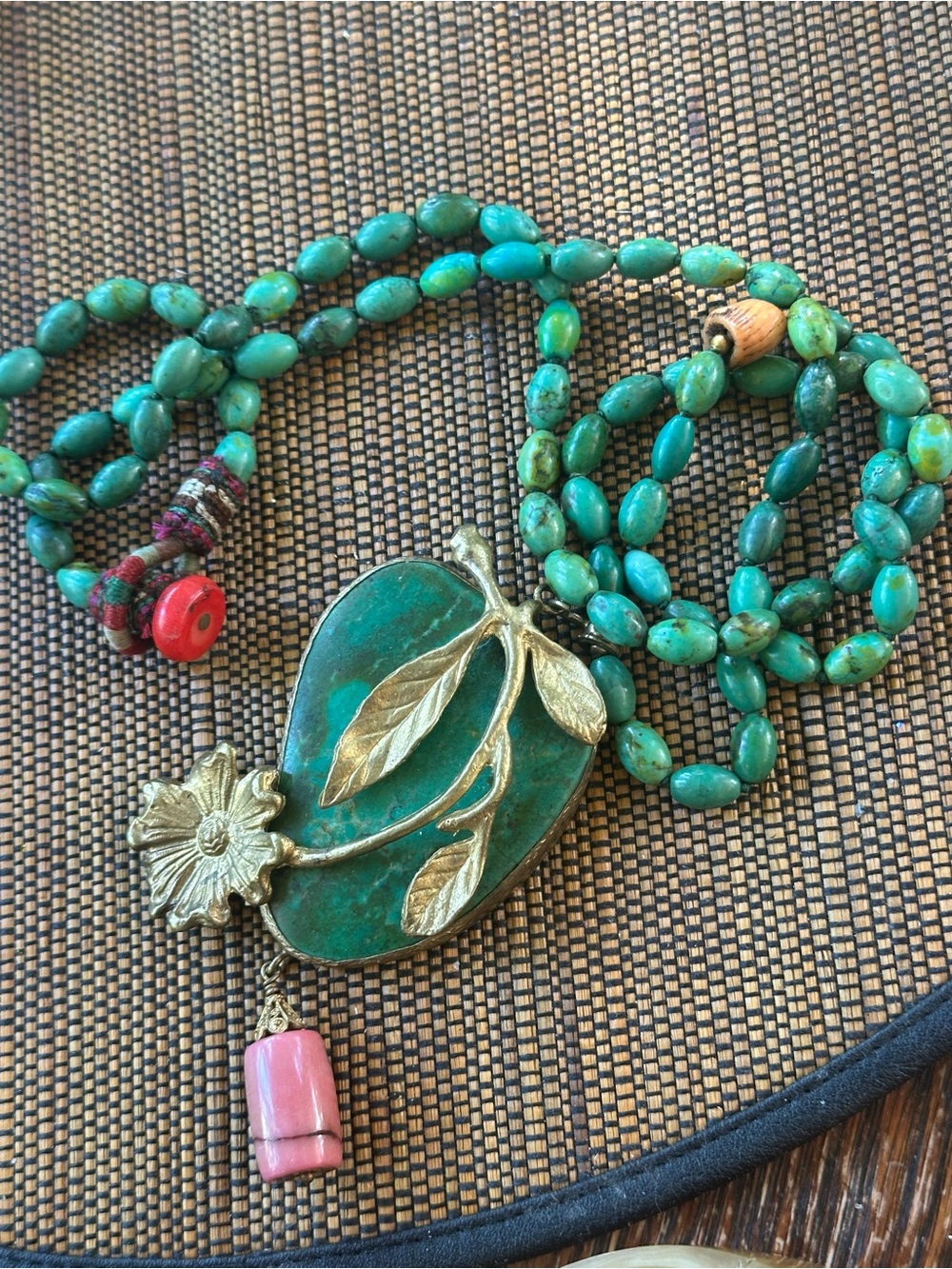 Turquoise Green Bead Necklace with Gold Leaf Pendant